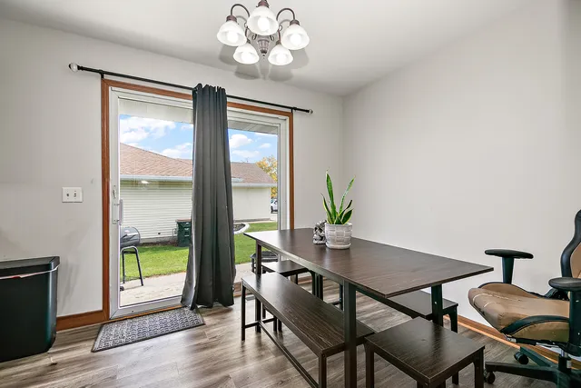 $1,600 | 315 North School Street, Diamond, IL 60416