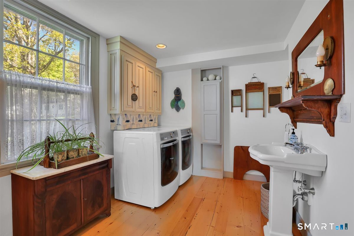 30 Knowles Road East Hampton, CT 06456 - Photo 11 of 40