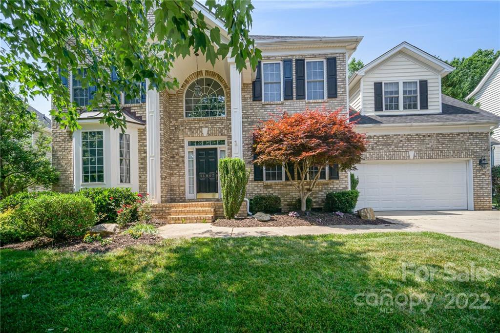 11907 Farnborough Road Huntersville, NC 28078 - Photo 1 of 42 Gallery Image 1