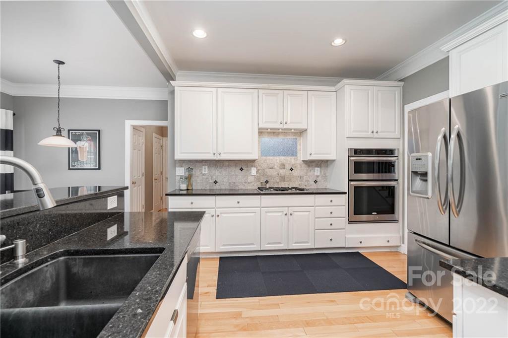 11907 Farnborough Road Huntersville, NC 28078 - Photo 15 of 42 Gallery Image 15