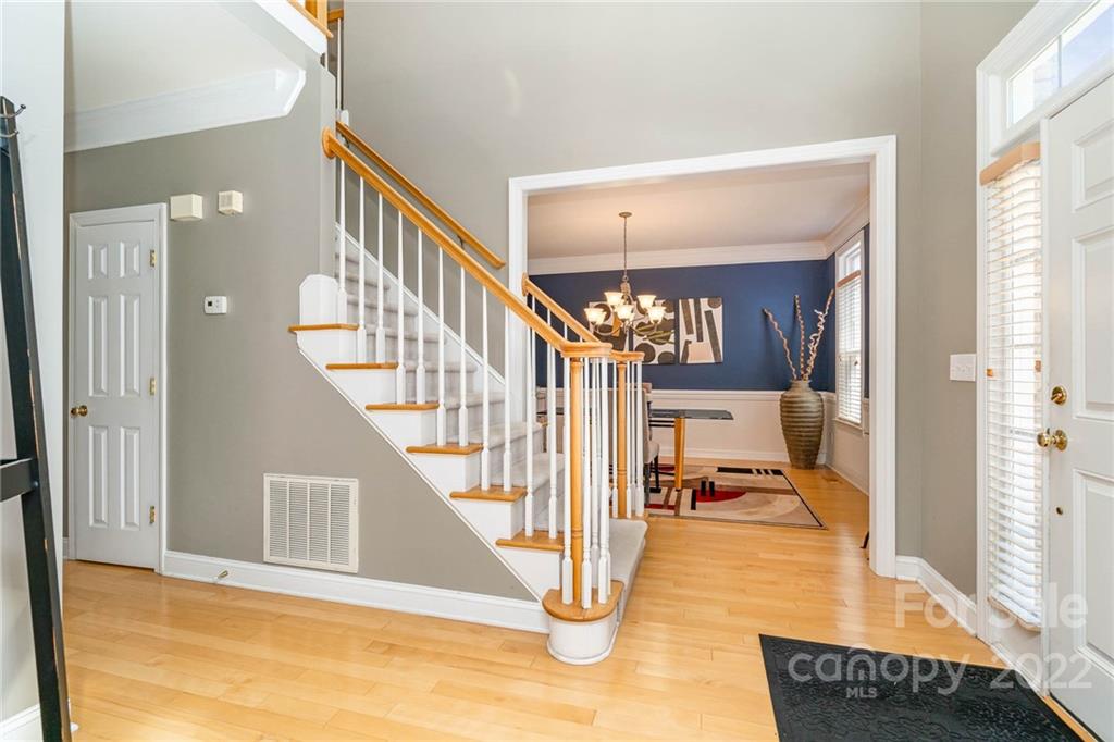11907 Farnborough Road Huntersville, NC 28078 - Photo 3 of 42 Gallery Image 3