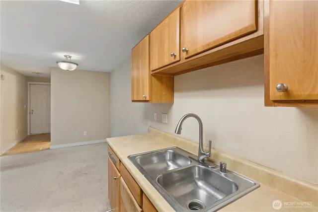 $290,000 | 16817 Larch Way, Unit F206, Lynnwood, WA 98037