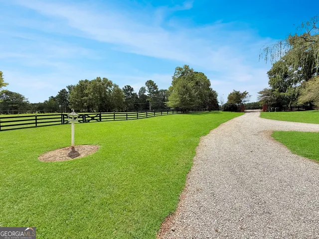 $899,900 | 1040 Essex Road, Watkinsville, GA 30677