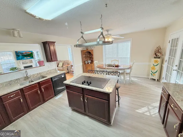 $899,900 | 1040 Essex Road, Watkinsville, GA 30677