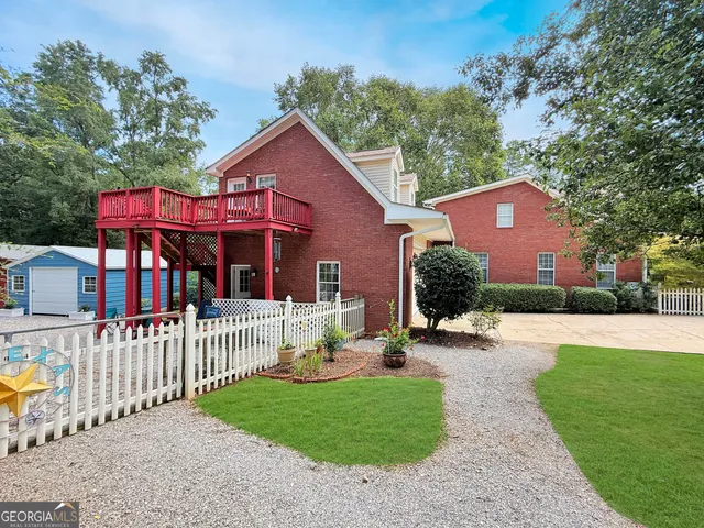 $899,900 | 1040 Essex Road, Watkinsville, GA 30677