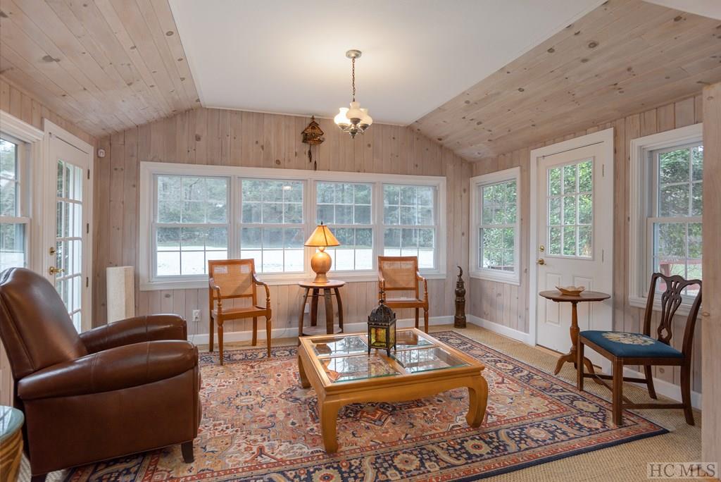 107 Lance Road Cashiers, NC 28717 - Photo 7 of 41 Gallery Image 7