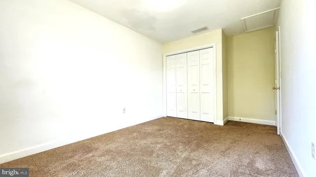 a view of empty room