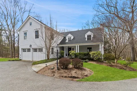 $1,599,000 | 34 Turner Drive, Chappaqua, NY 10514
