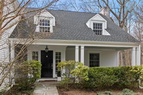 $1,599,000 | 34 Turner Drive, Chappaqua, NY 10514