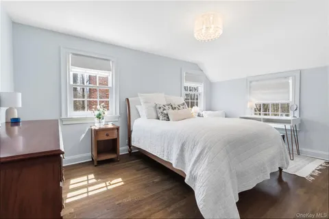 $1,599,000 | 34 Turner Drive, Chappaqua, NY 10514