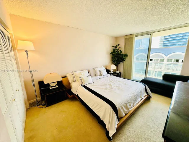 $880,000 | 8855 Collins Avenue, Unit 7H, Surfside, FL 33154