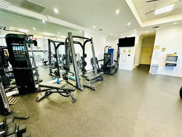 $880,000 | 8855 Collins Avenue, Unit 7H, Surfside, FL 33154