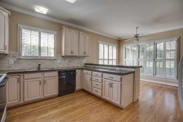 4203 Warren Road Franklin, TN 37067 - Photo 9 of 20