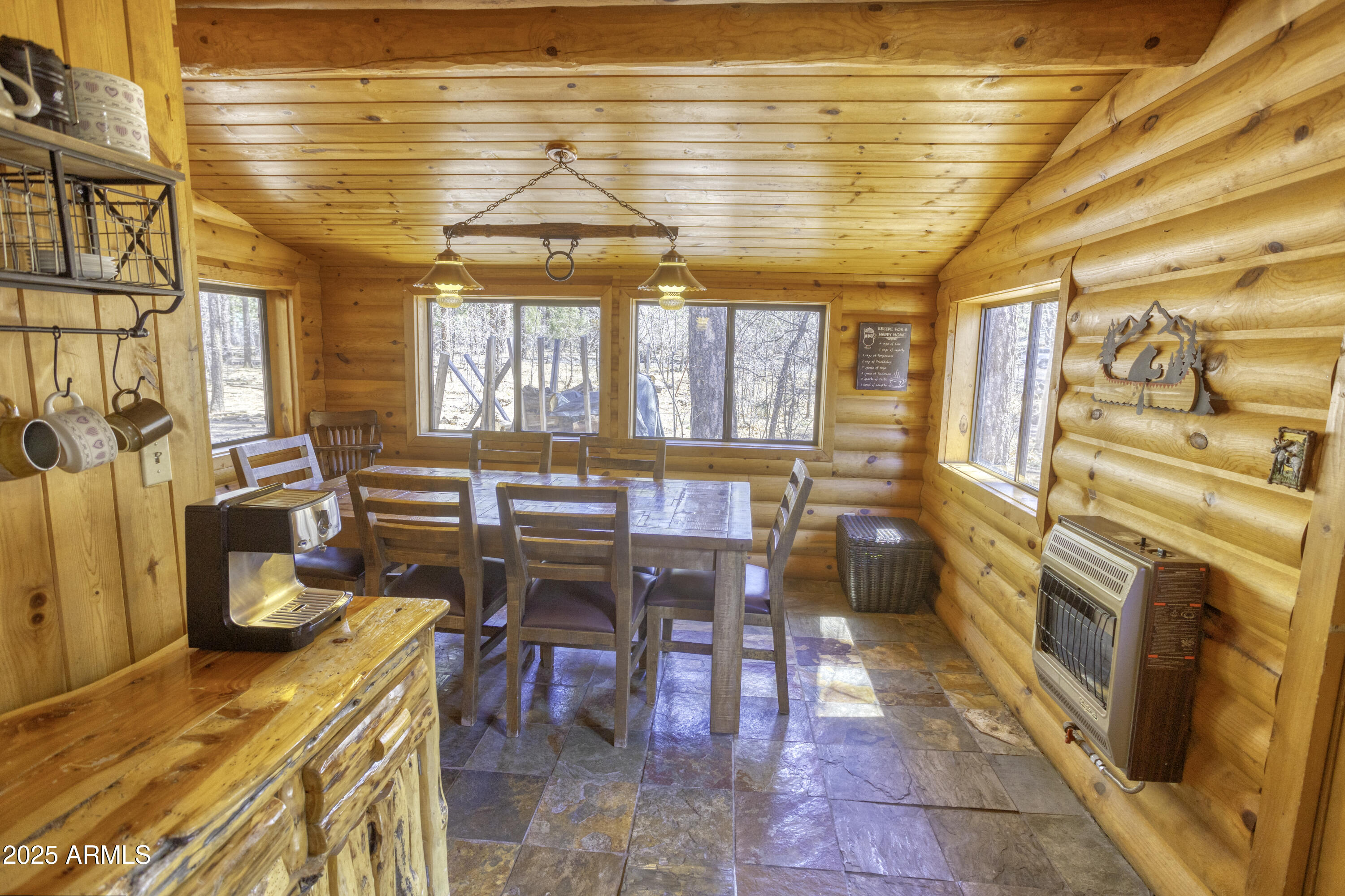 669 Monarch Circle Lakeside, AZ 85929 - Photo 5 of 43 Dining Area