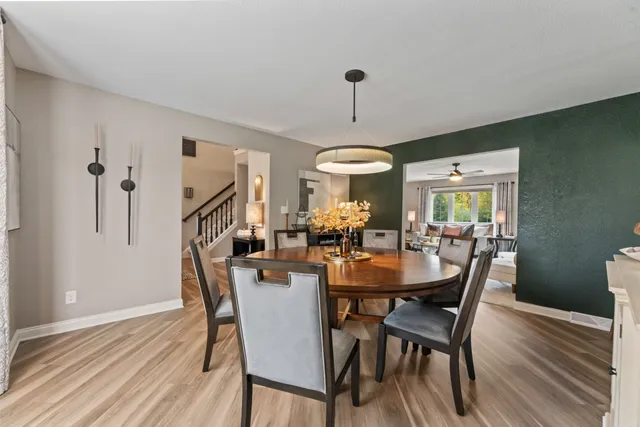 $665,000 | 284 Sand Hill Lane, Dousman, WI 53118