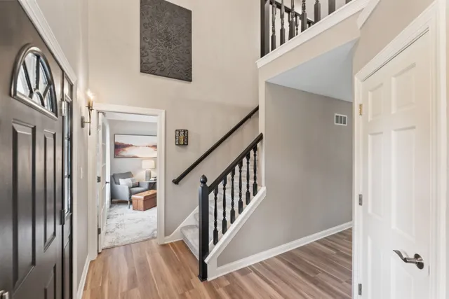 $665,000 | 284 Sand Hill Lane, Dousman, WI 53118