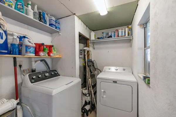 $242,000 | 518 Marine Way, Freeport, TX 77541
