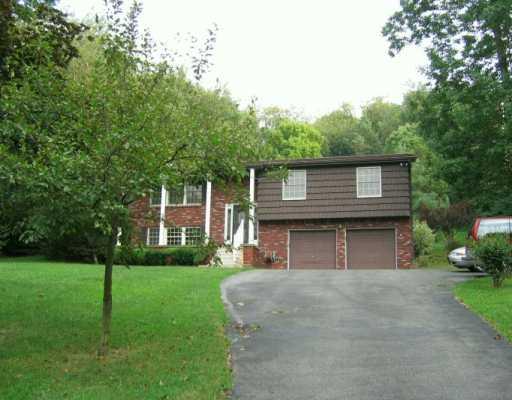 107 Midway Drive McKees Rocks, PA 15136 - Photo 1 of 8 Exterior Front.