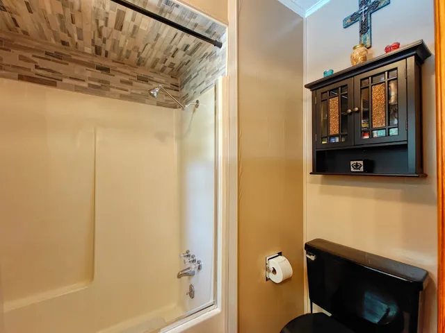 $375,000 | 17990 Highway 22, McKenzie, TN 38201