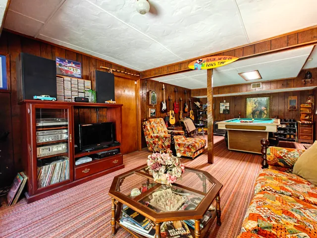 $375,000 | 17990 Highway 22, McKenzie, TN 38201