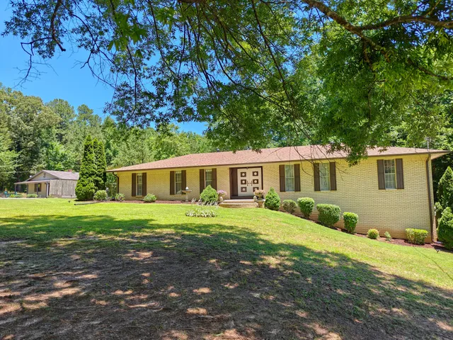 $375,000 | 17990 Highway 22, McKenzie, TN 38201