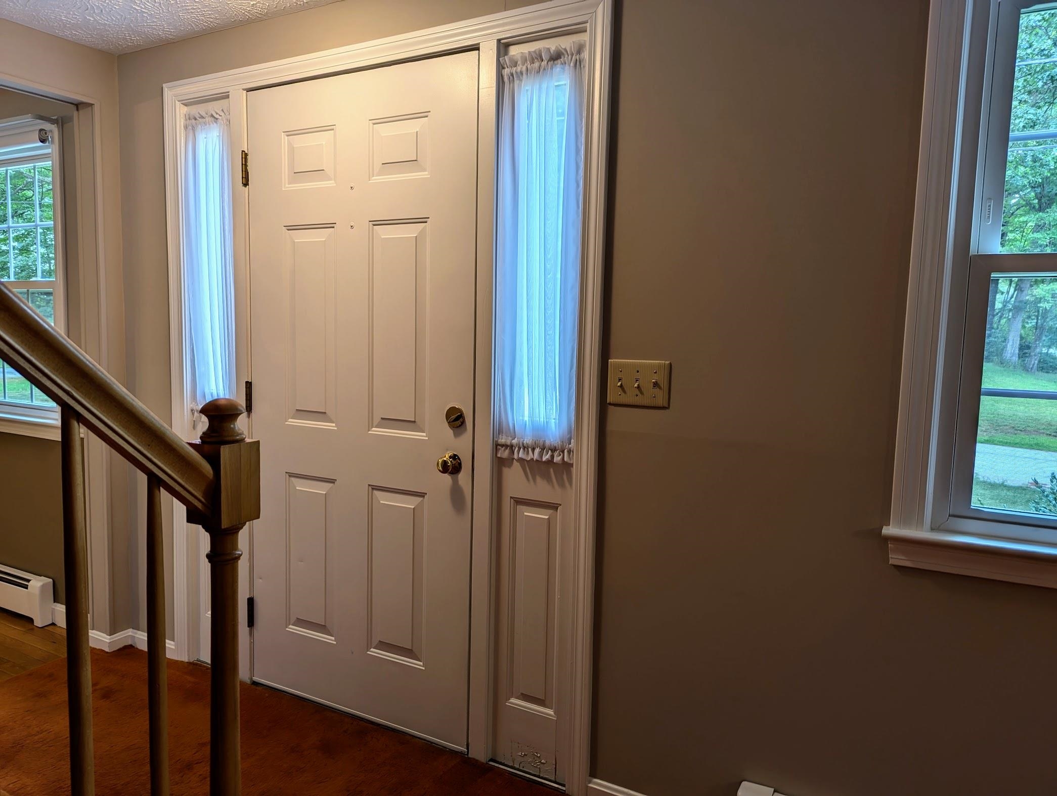 388 Amesbury Road Hopkinton, NH 03229 - Photo 4 of 23