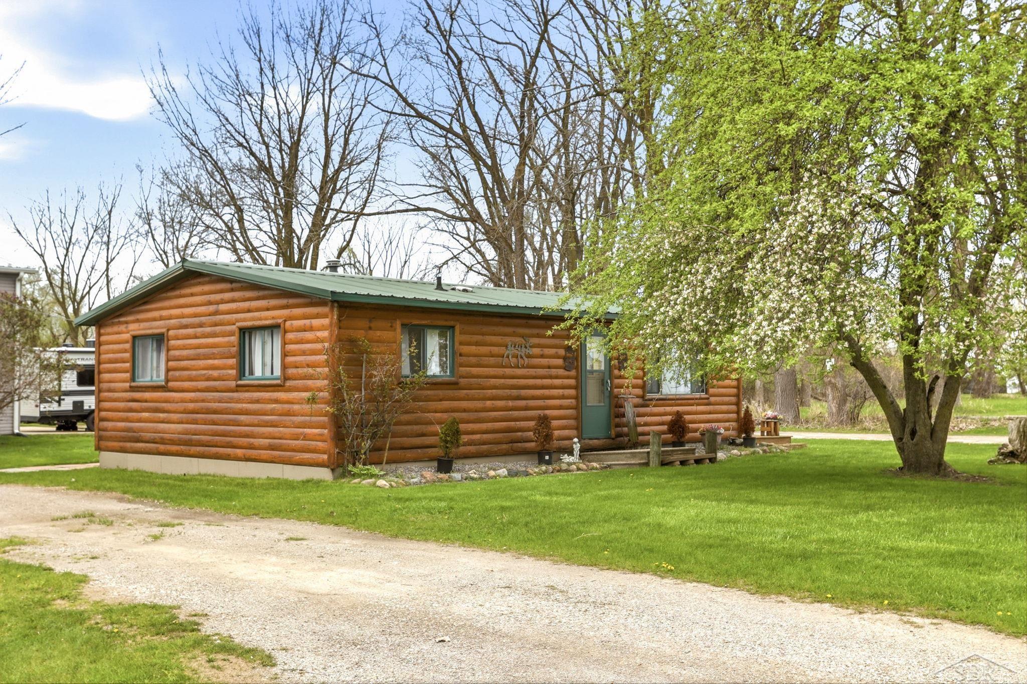 200 Sunrise Road Bay City, MI 48706 - Photo 5 of 49
