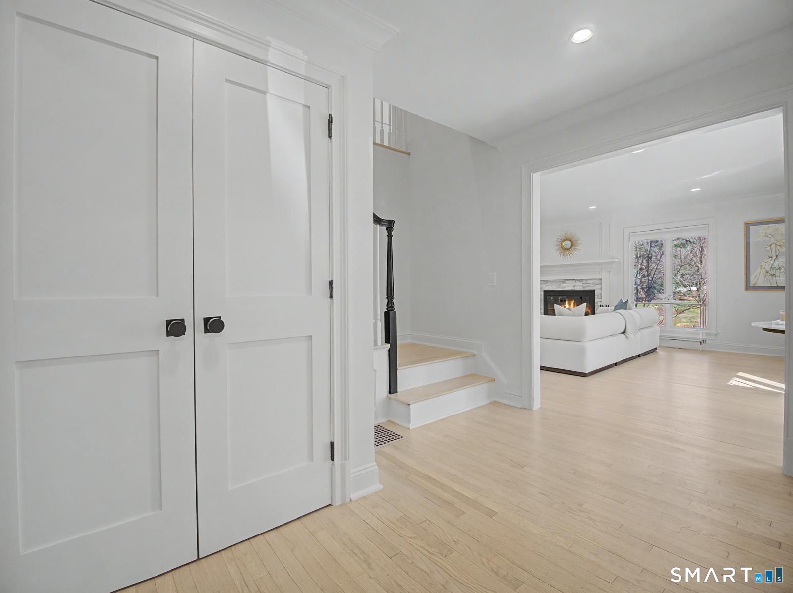 1038 Westover Road Stamford, CT 06902 - Photo 5 of 41