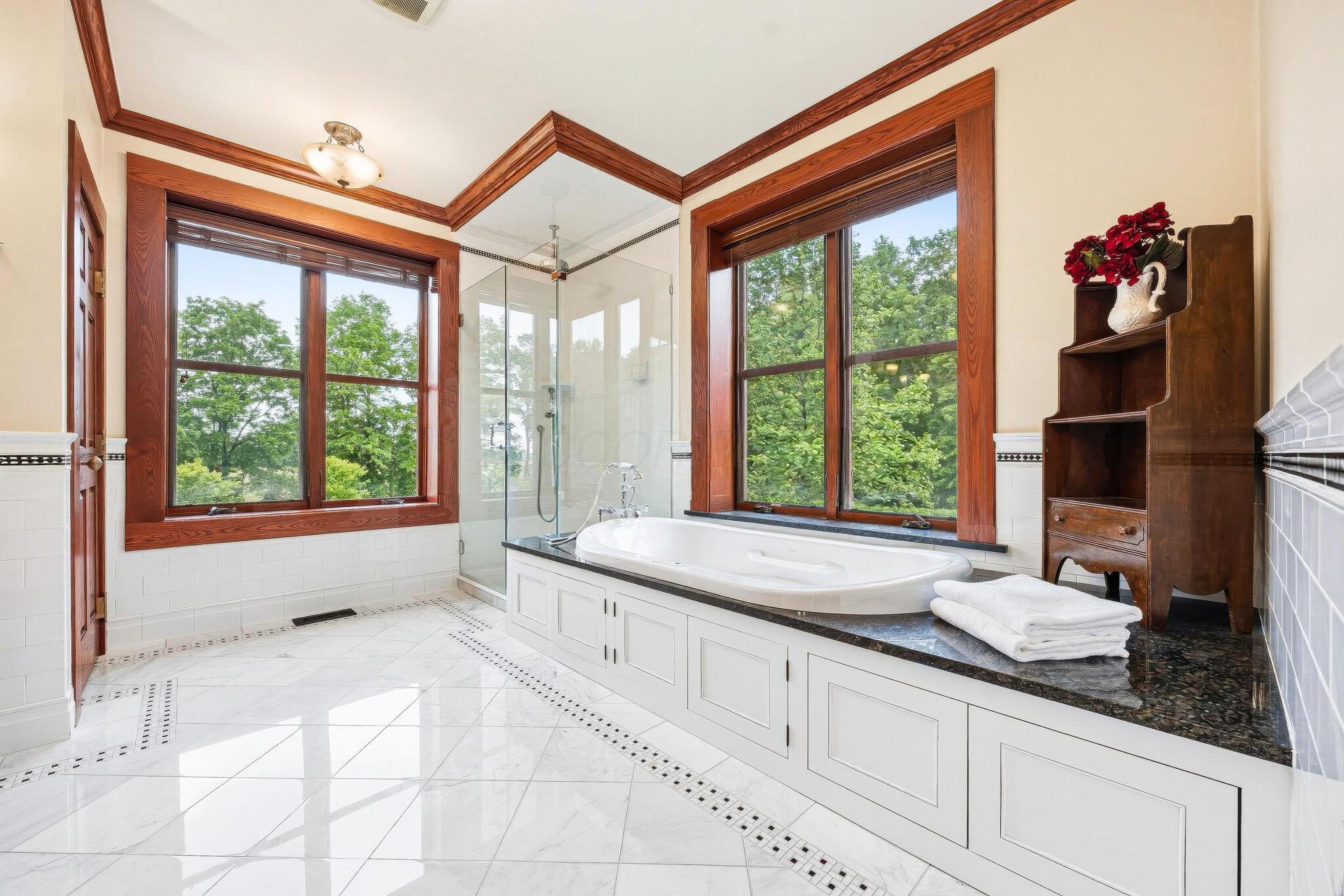 4457 Green Cook Road Johnstown, OH 43031 - Photo 42 of 110 Primary Ensuite
