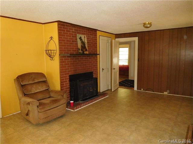 1980 Troutman Hill Road Kannapolis, NC 28083 - Photo 5 of 12 a living room with furniture