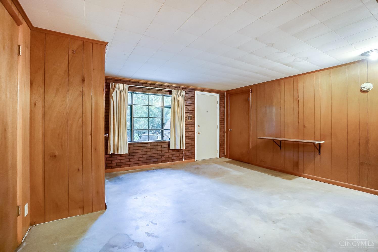 1325 Fuhrman Road Reading, OH 45215 - Photo 28 of 39 Gallery Image 28