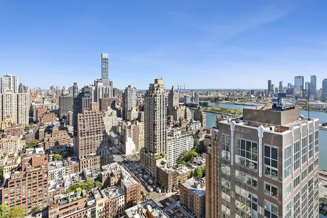$1,495,000 | 100 United Nations Plaza, Unit 39E | Midtown East