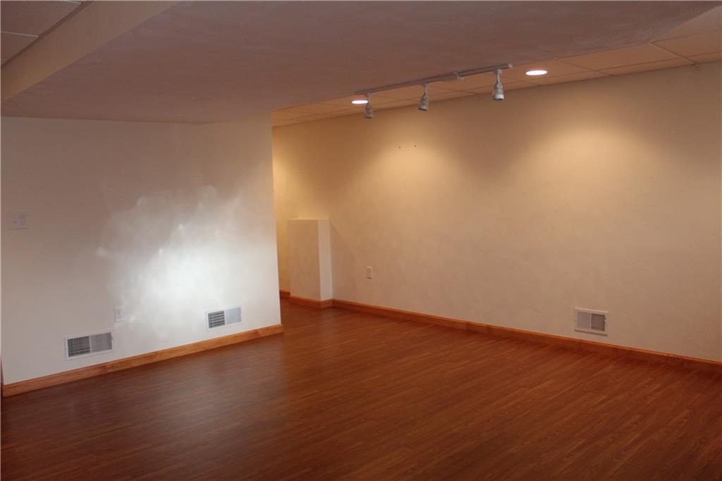 445 General Braddock Road Rillton, PA 15678 - Photo 9 of 21 Gallery Image 9