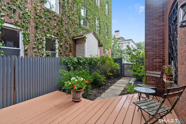 $525,000 | 7 Wooster Place, Unit 7, New Haven, CT 06511