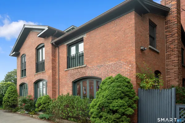 $525,000 | 7 Wooster Place, Unit 7, New Haven, CT 06511