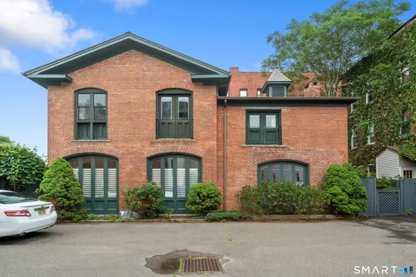 $525,000 | 7 Wooster Place, Unit 7, New Haven, CT 06511