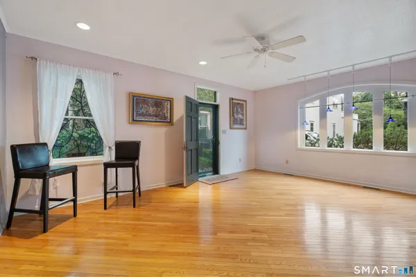 $525,000 | 7 Wooster Place, Unit 7, New Haven, CT 06511
