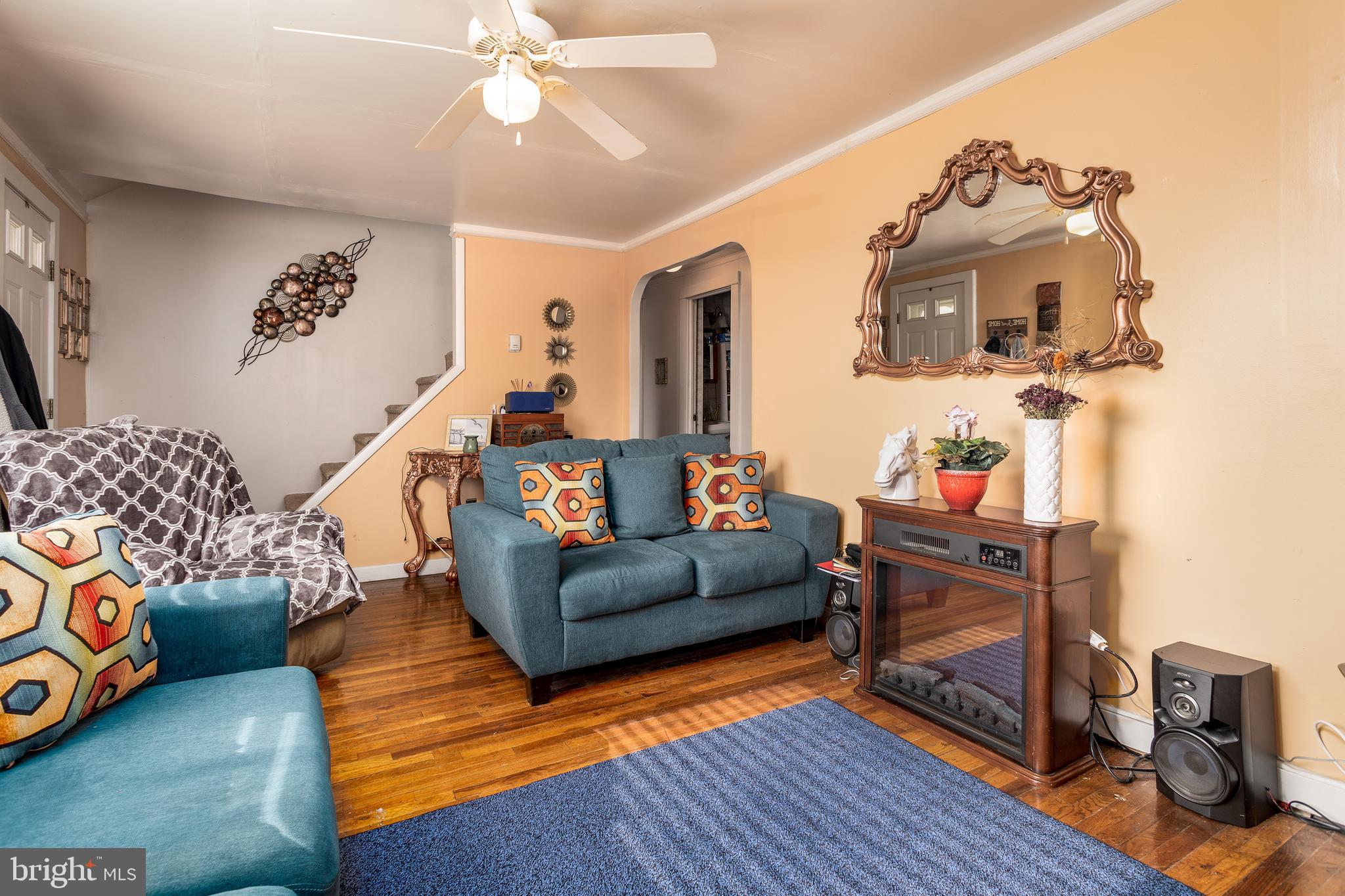 2948 Bethel Road Chester, PA 19013 - Photo 5 of 21 Living Room on Main Level