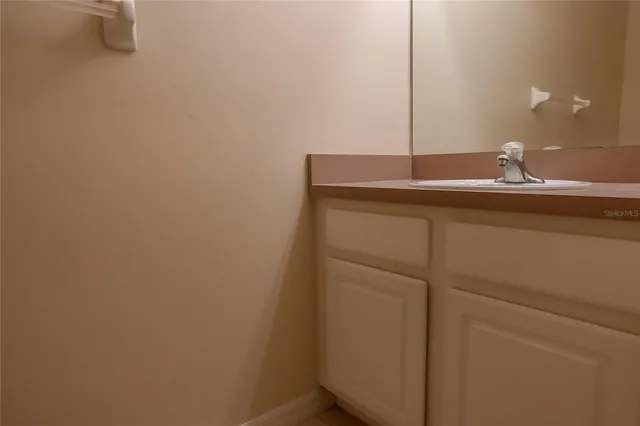 a close view of sink and tap