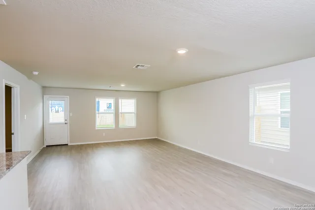 $1,785 | 1718 Morse Way, San Antonio, TX 78227