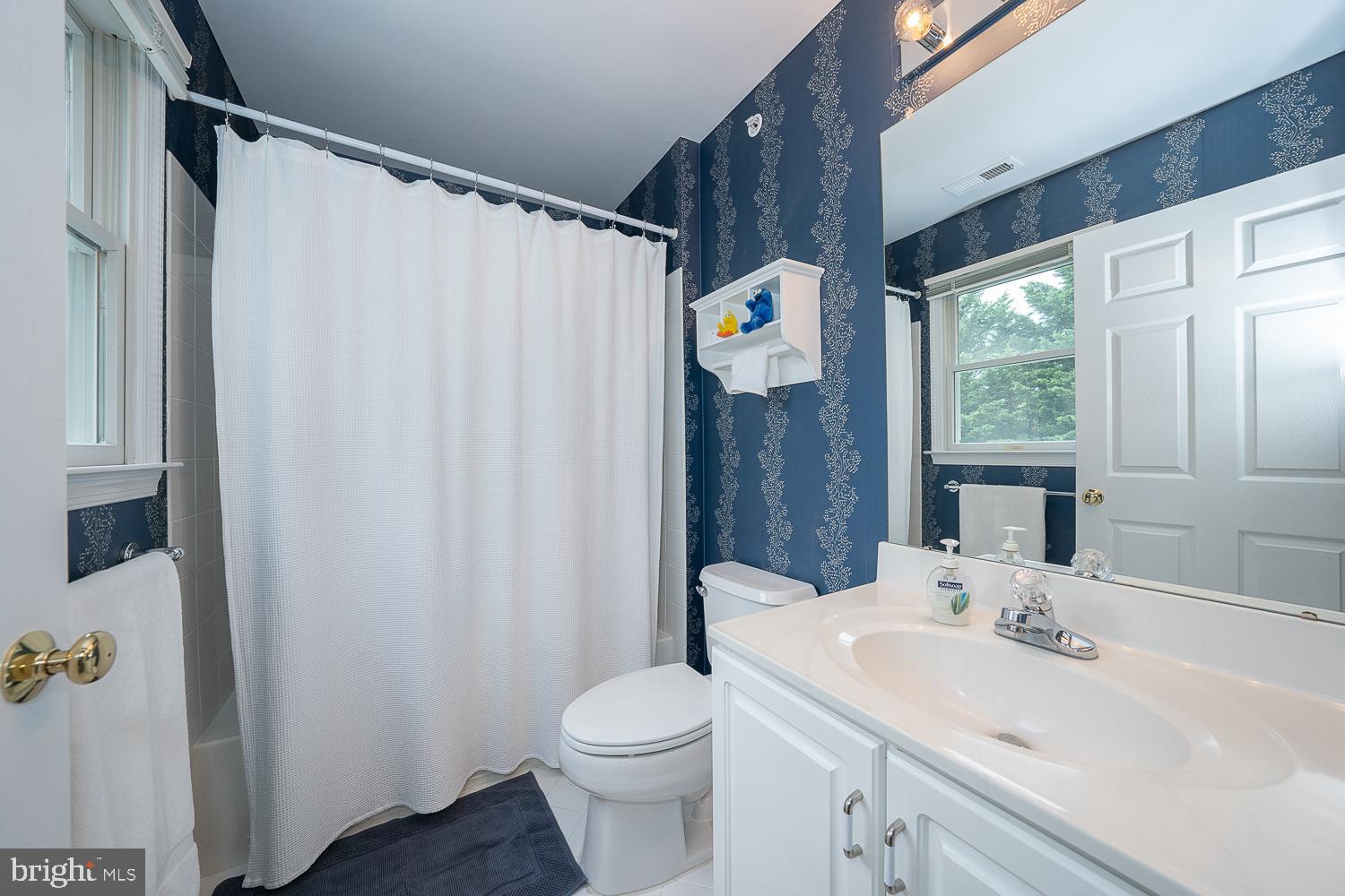3 Old Forest Road Newtown Square, PA 19073 - Photo 28 of 37 Princess suite bathroom
