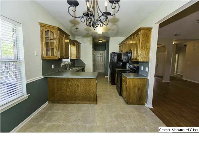 248 Victoria Station Alabaster, AL 35114 - Photo 9 of 31