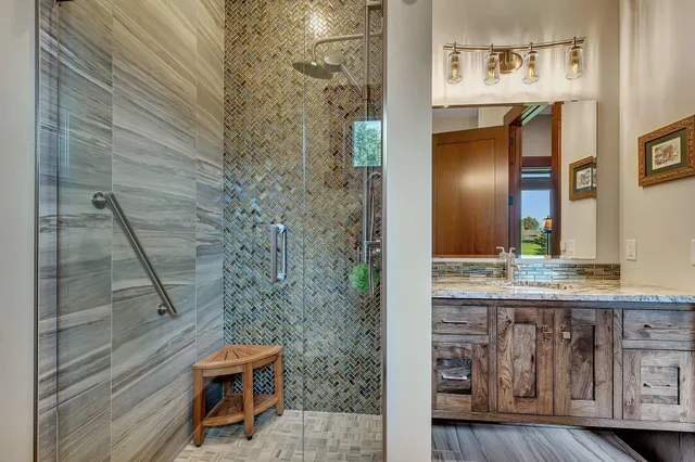 $2,999,900 | 3121 Blackheath Drive, St. Cloud, MN 56301