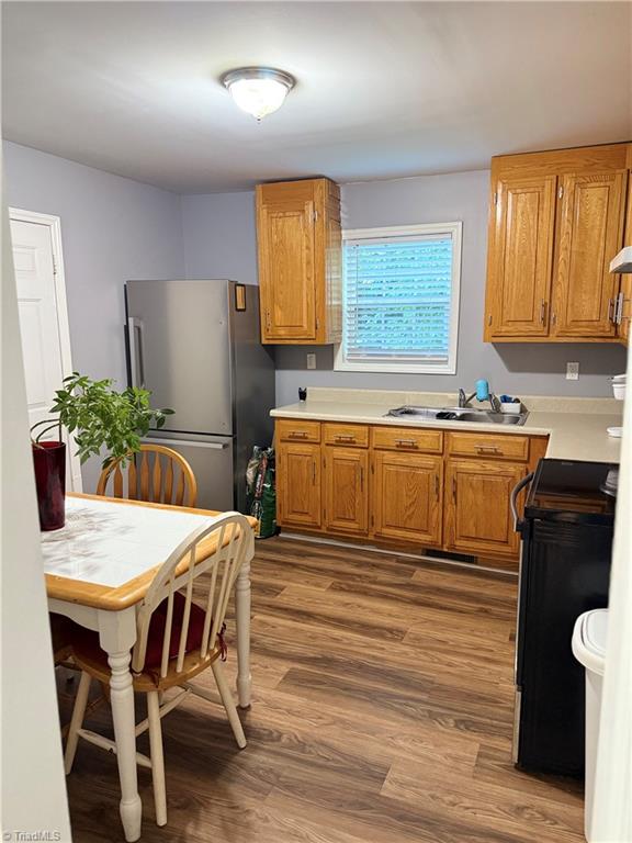 1208 Anderson Place High Point, NC 27260 - Photo 3 of 11 Gallery Image 3