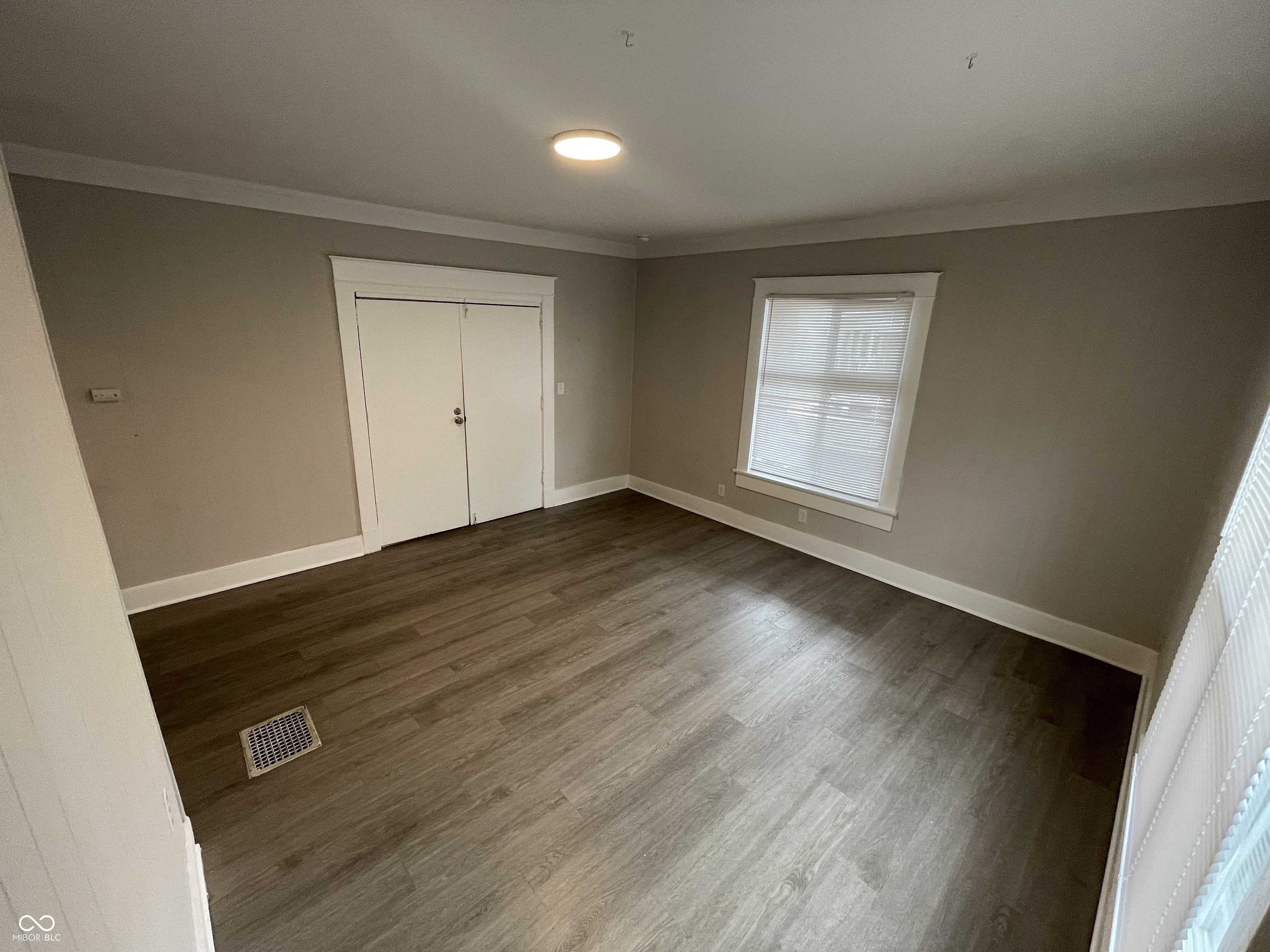 129 West Hendricks Street, Unit 7 Shelbyville, IN 46176 - Photo 4 of 11