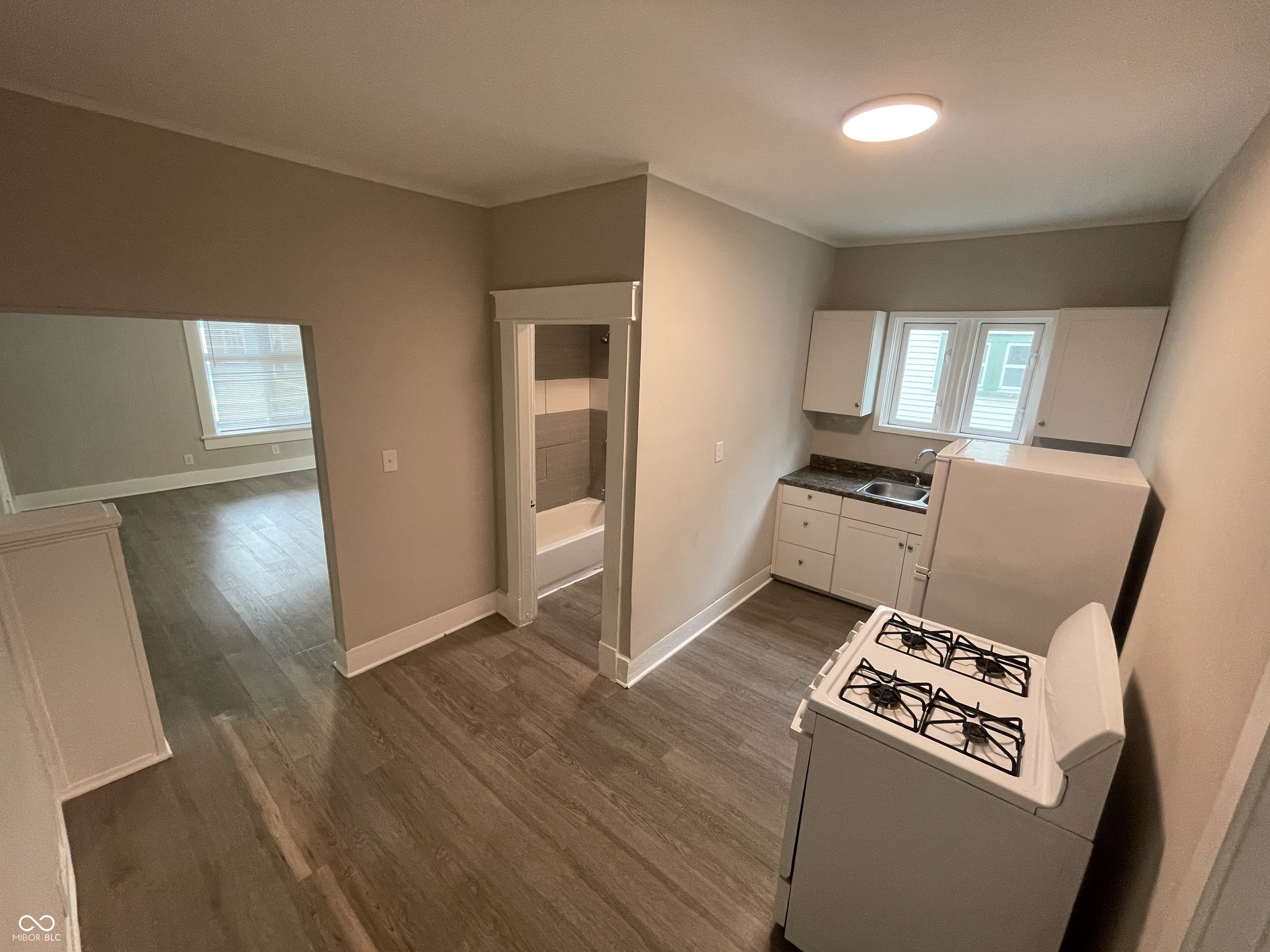 129 West Hendricks Street, Unit 7 Shelbyville, IN 46176 - Photo 6 of 11