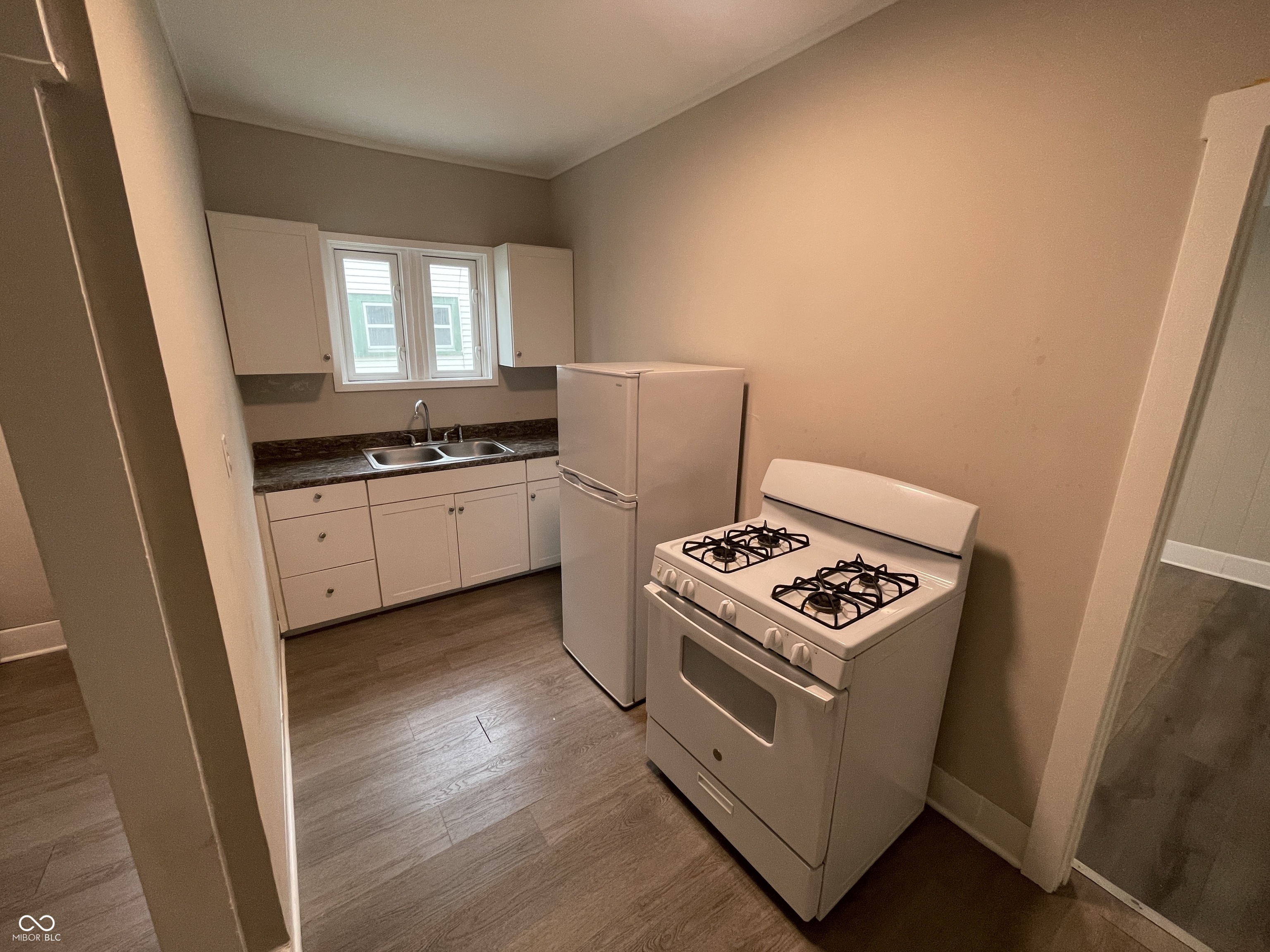 129 West Hendricks Street, Unit 7 Shelbyville, IN 46176 - Photo 7 of 11
