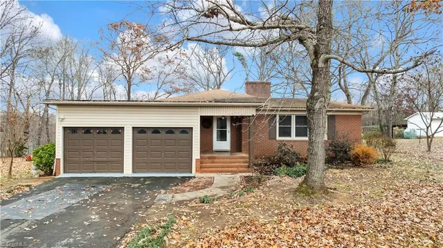 $299,000 | 770 Hollingsworth Road, Randleman, NC 27317