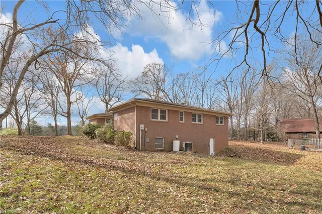 $299,000 | 770 Hollingsworth Road, Randleman, NC 27317
