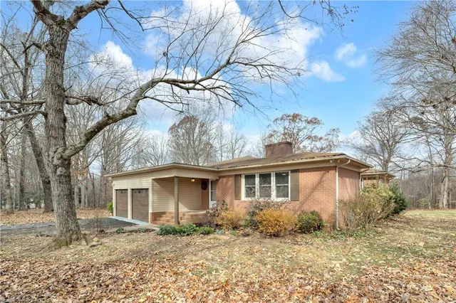 $299,000 | 770 Hollingsworth Road, Randleman, NC 27317